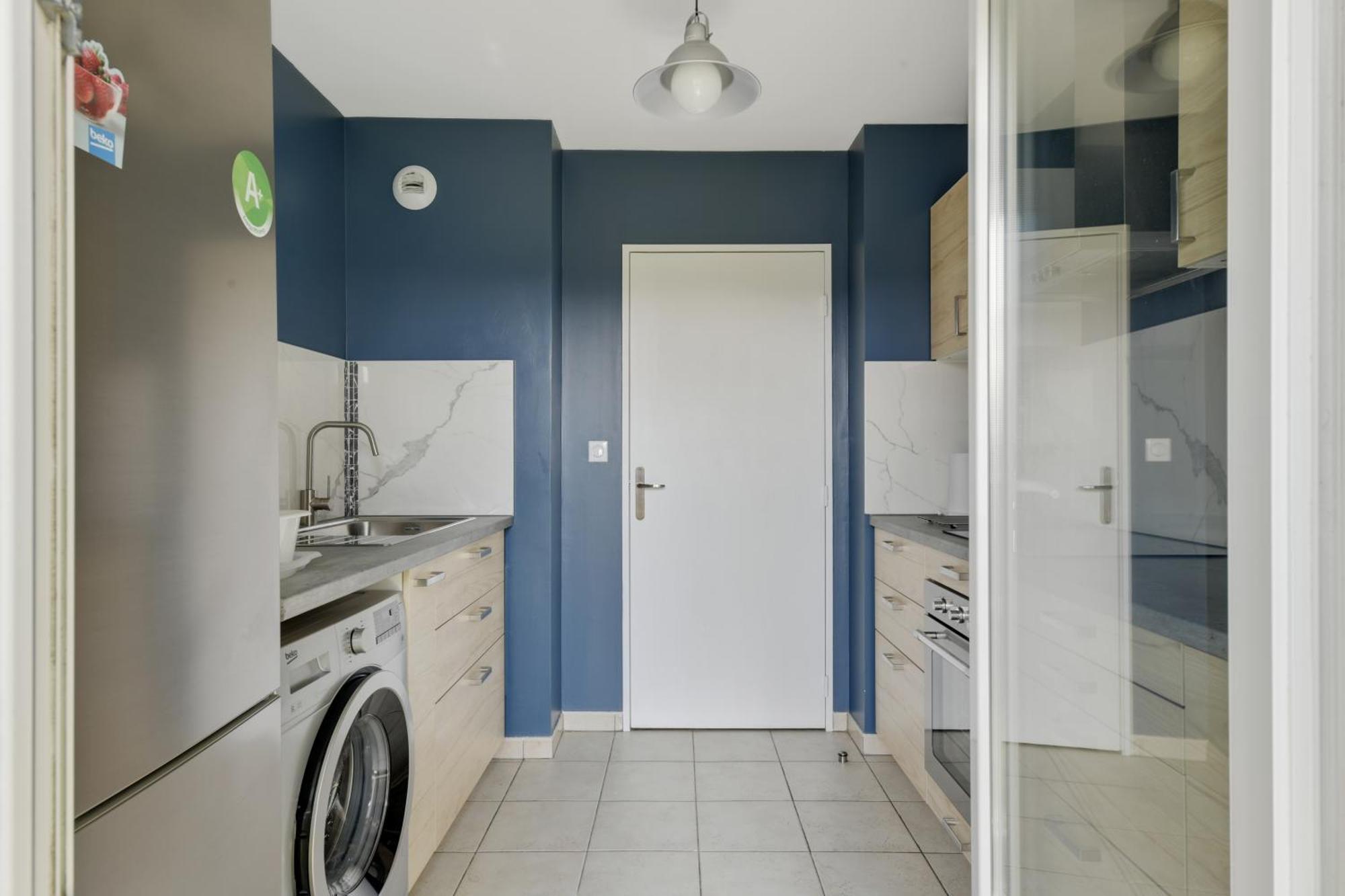 Chic Apartment With Superb View Of The Eiffel Tower Saint-Denis  Bagian luar foto