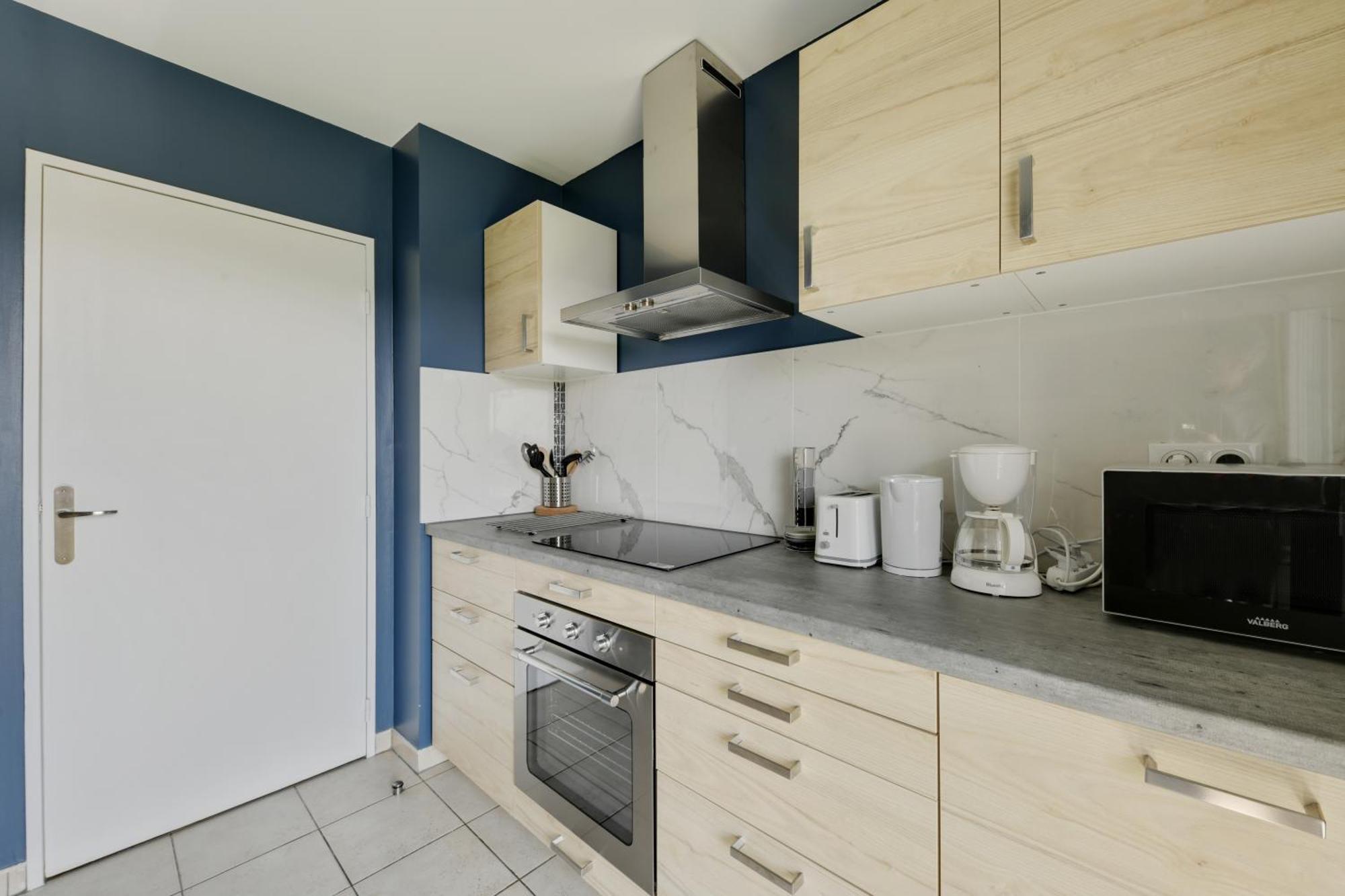 Chic Apartment With Superb View Of The Eiffel Tower Saint-Denis  Bagian luar foto